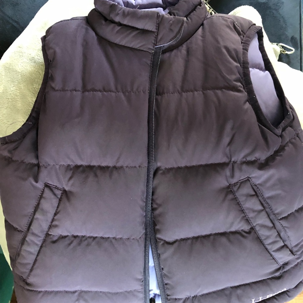 Girls ll bean puffy vest size 5/6